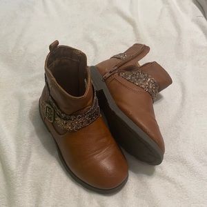Carter’s toddler boots